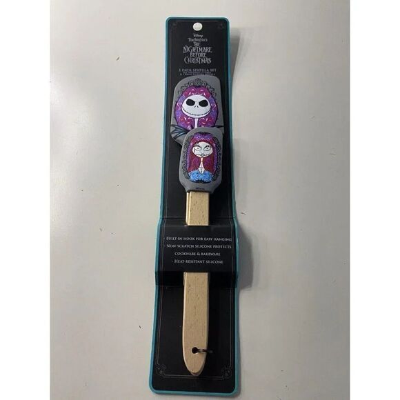 Disney Tim Burton's The Nightmare Before Christmas 2 Pk Silicone Spatula Set NEW - Picture 1 of 9